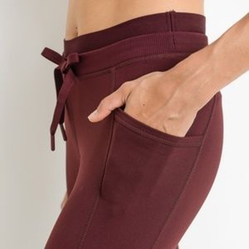Mono B Burgundy Capri Hybrid Leggings Sz Medium - Picture 13 of 13